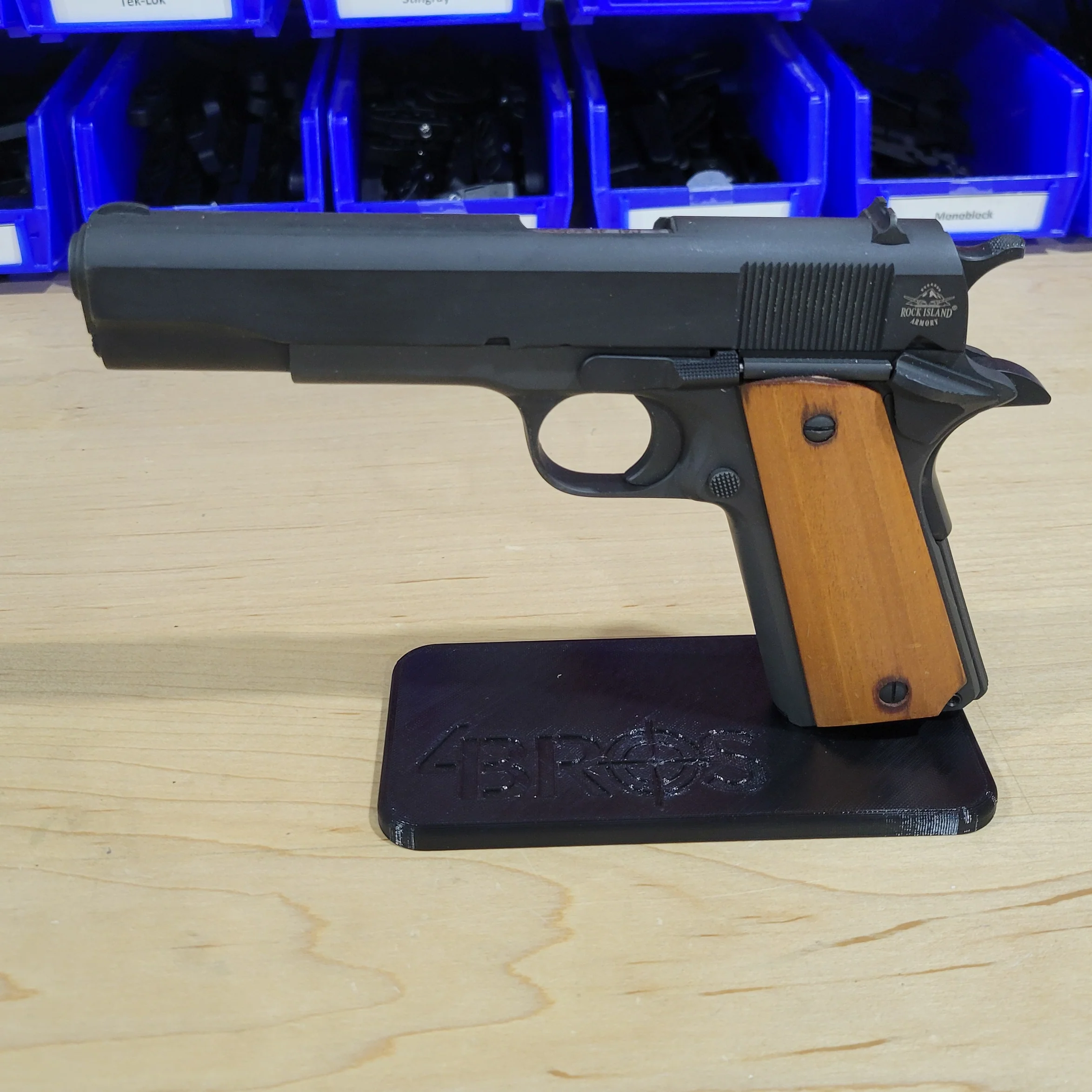 4Bros 1911 Pistol Stand - Image 5