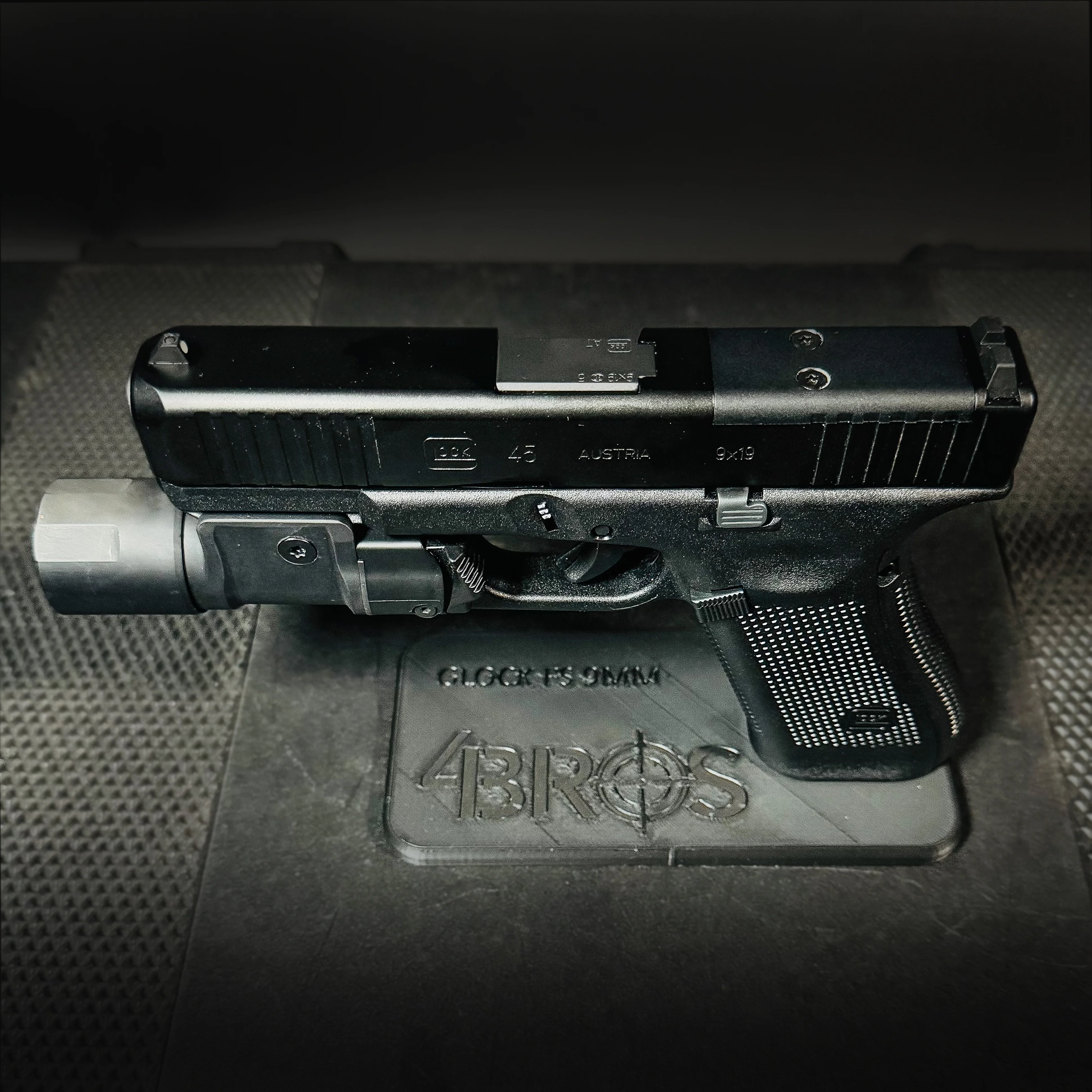 4Bros Glock Pistol Stand - Image 2