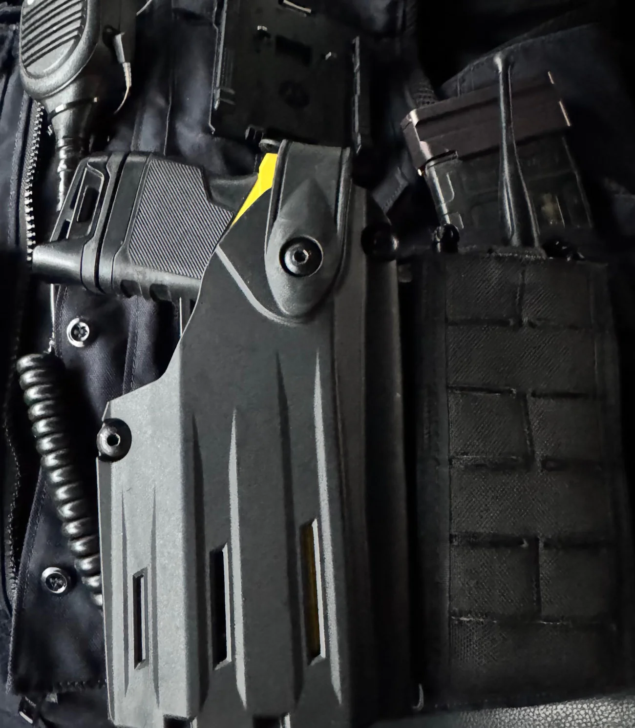 4Bros Safariland Taser 7 & Taser 10 Molle Adapter - Image 10