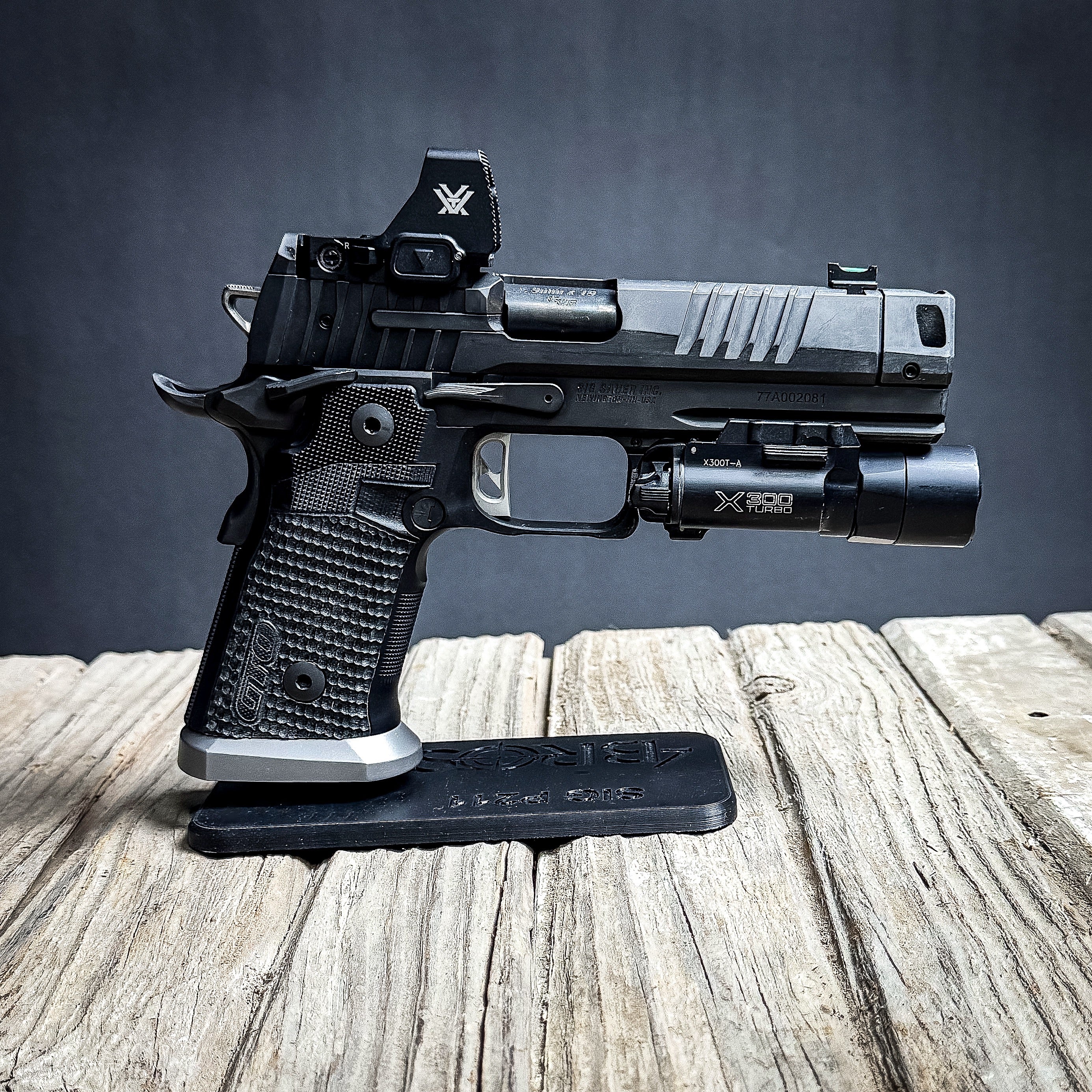 4Bros Sig Sauer P211 Pistol Stand - Image 4