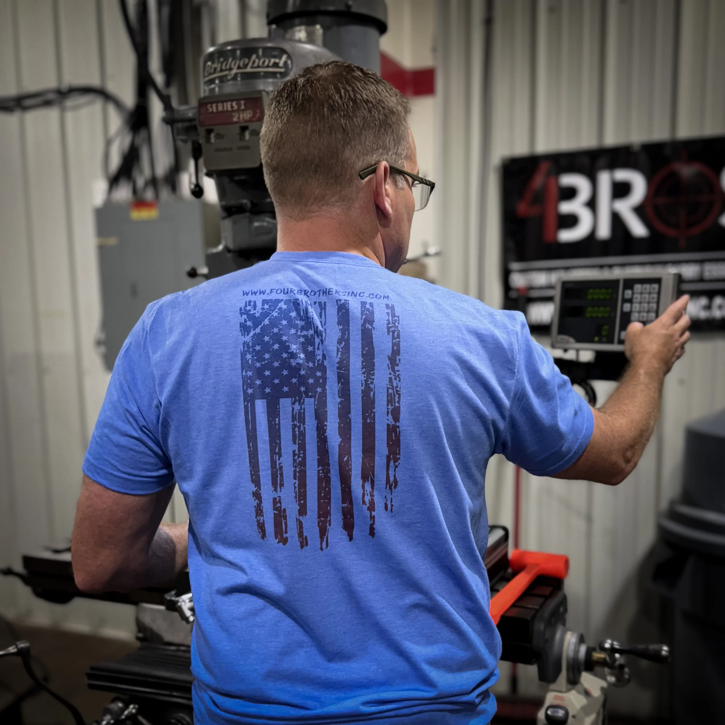 4Bros Worn Flag T-Shirt - Image 5