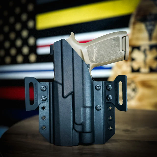 Sig Sauer P320 with TLR-1 HL Pancake Holster - Image 12