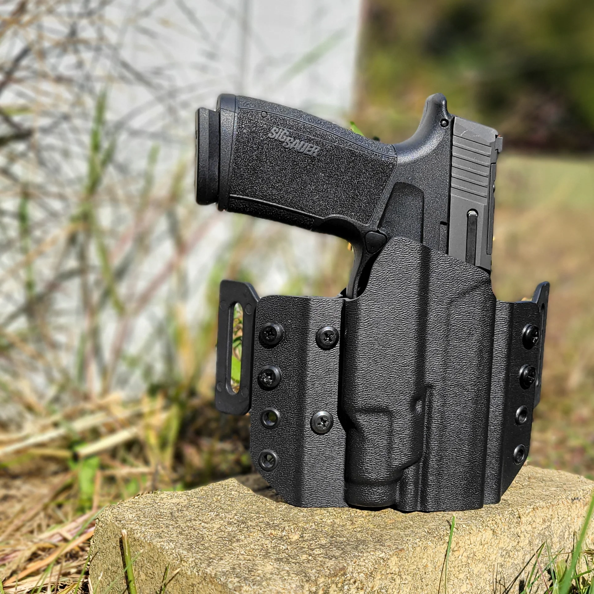 Sig Sauer P365-XMACRO with TLR-7 Sub Pancake Holster (MACRO) - Image 6